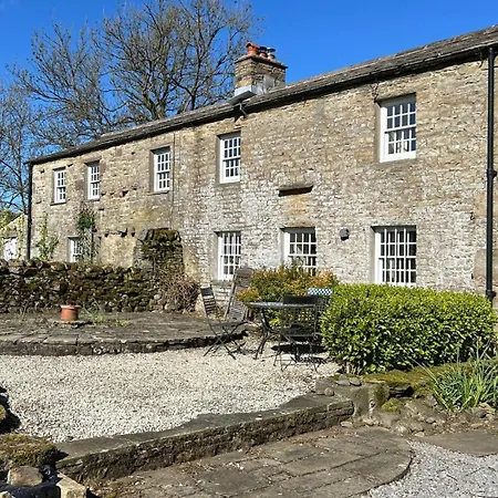 Tarn House * Hawes